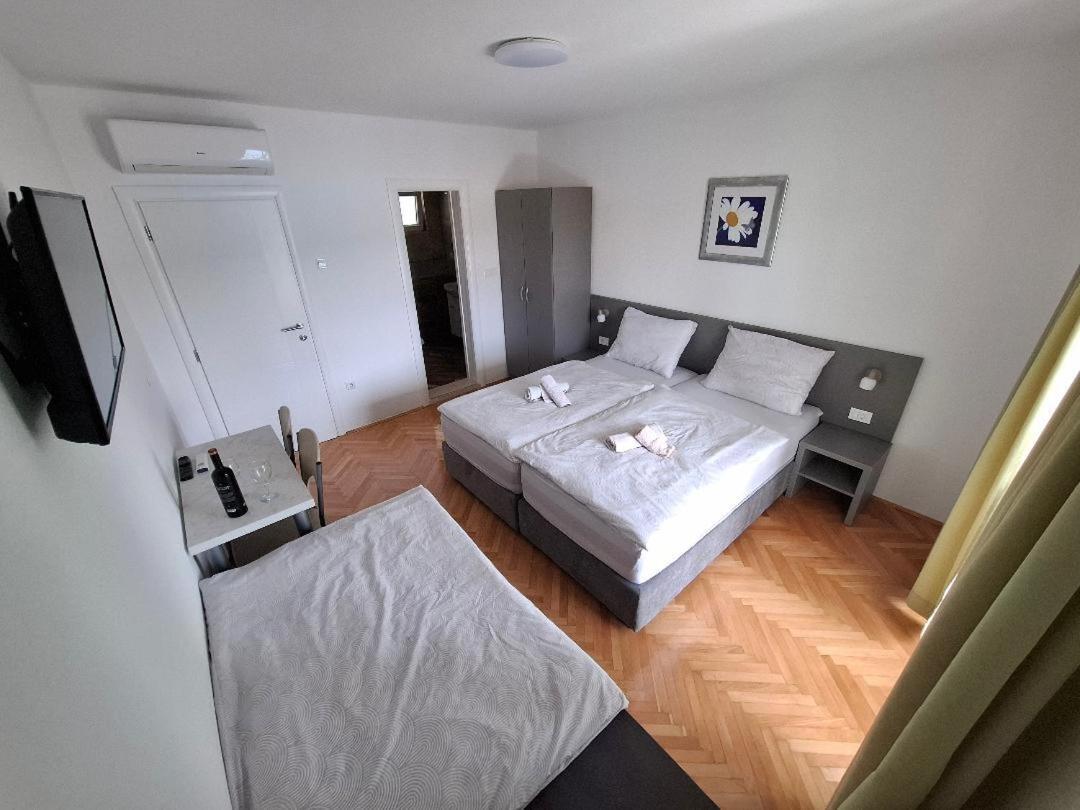 Apartments & Rooms Leon 内乌姆 外观 照片